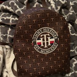 Tommy Hilfiger Medium Backpack 