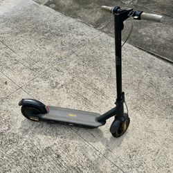 Electric Scooter Ninebot Max + New Back Tire