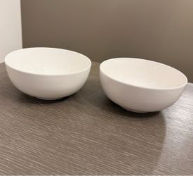 2 Large Noodle/Soup Bowls