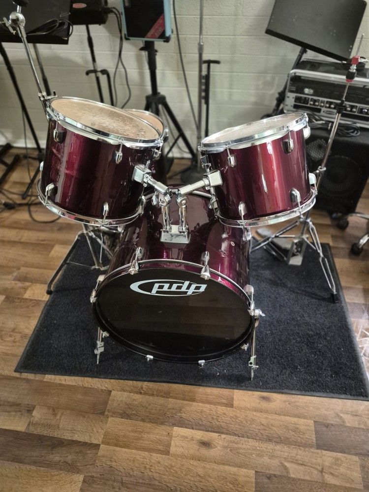 PDP Drum Set, 5 Piece with Hardware