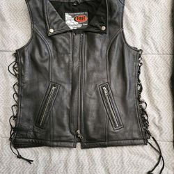 First Classics Women's Leather Riding Vest Small