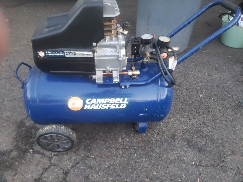 Campbell Hausfeld 13 Gallon Air Compressor