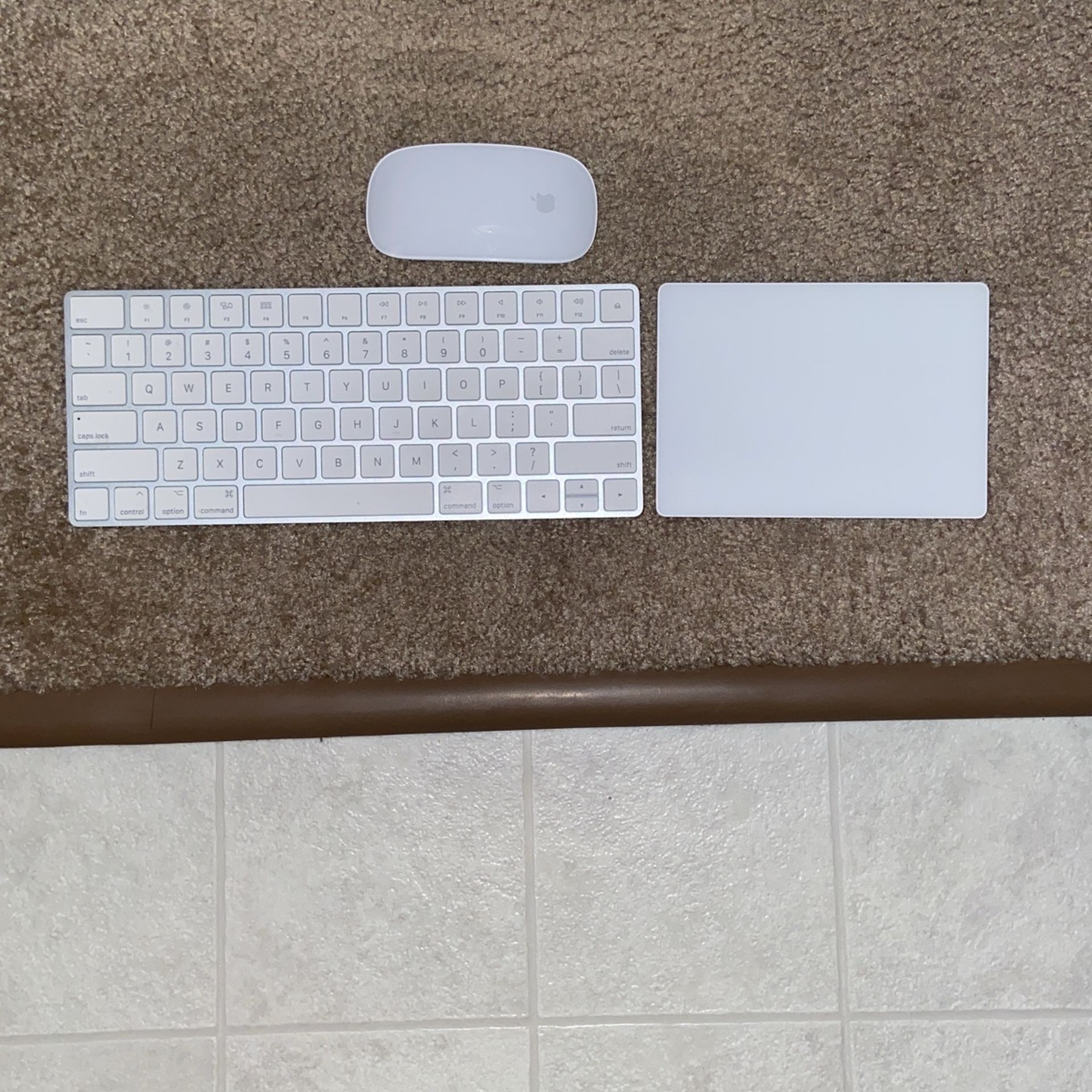 Apple Wireless Mouse, Keyboard, And Trackpad