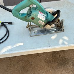 Makitacircular Saw