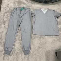 Men’s Large Tall FIGS Graphite Scrub Set