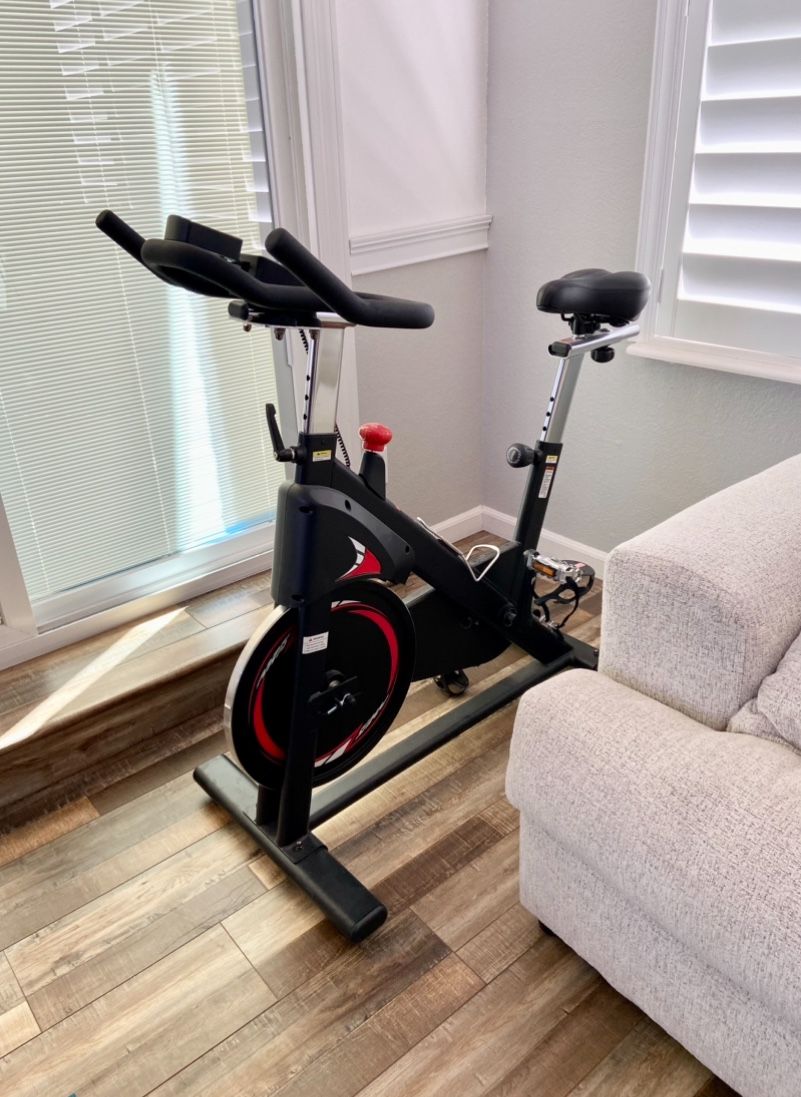 Advenor Exercise Bike