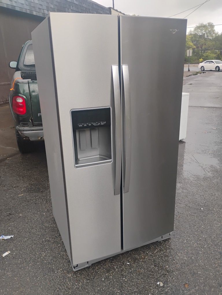 BRAND NEW!! WHIRLPOOL SIDE BY SIDE REFRIGERATOR