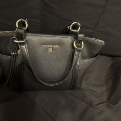 Michael Kors Shoulder Bag