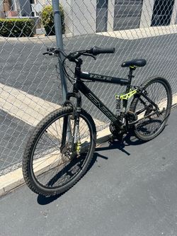 Genesis Incline *only shifts to 3rd gear* aluminum 29” bike ready to ride