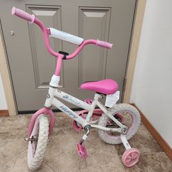 Preschool age bike with training wheels