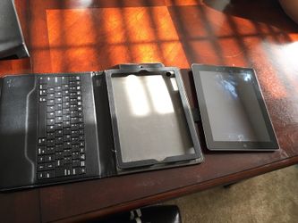 Folio case with built in keyboard for iPad