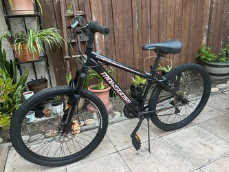 Mongoose Excursion 24 inch-wheel