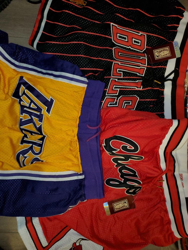 Bulls & lakers shorts