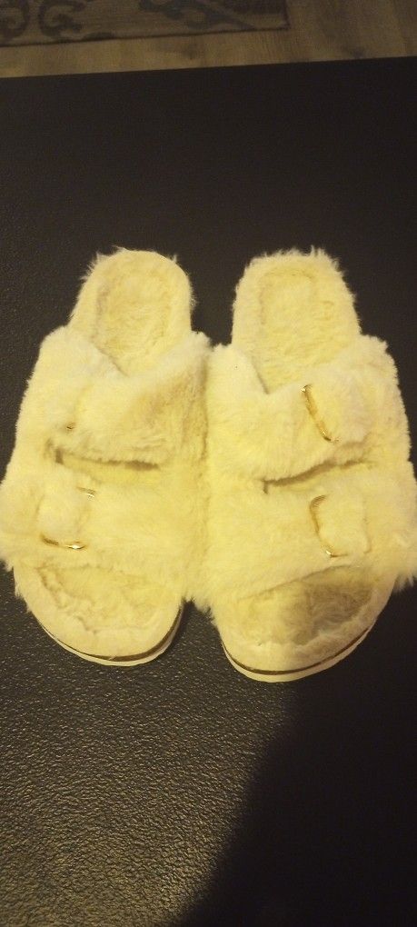 Brand New Furry Birkenstock Dupes