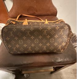Authentic Lv tote