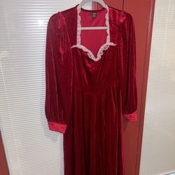 Red Velvet Dress/Mrs. Santa Claus