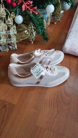 MICHAEL KORS Shoes size 8.5. New. MK shoes