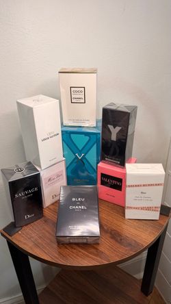Perfumes de hombre y mujer de 100 ml