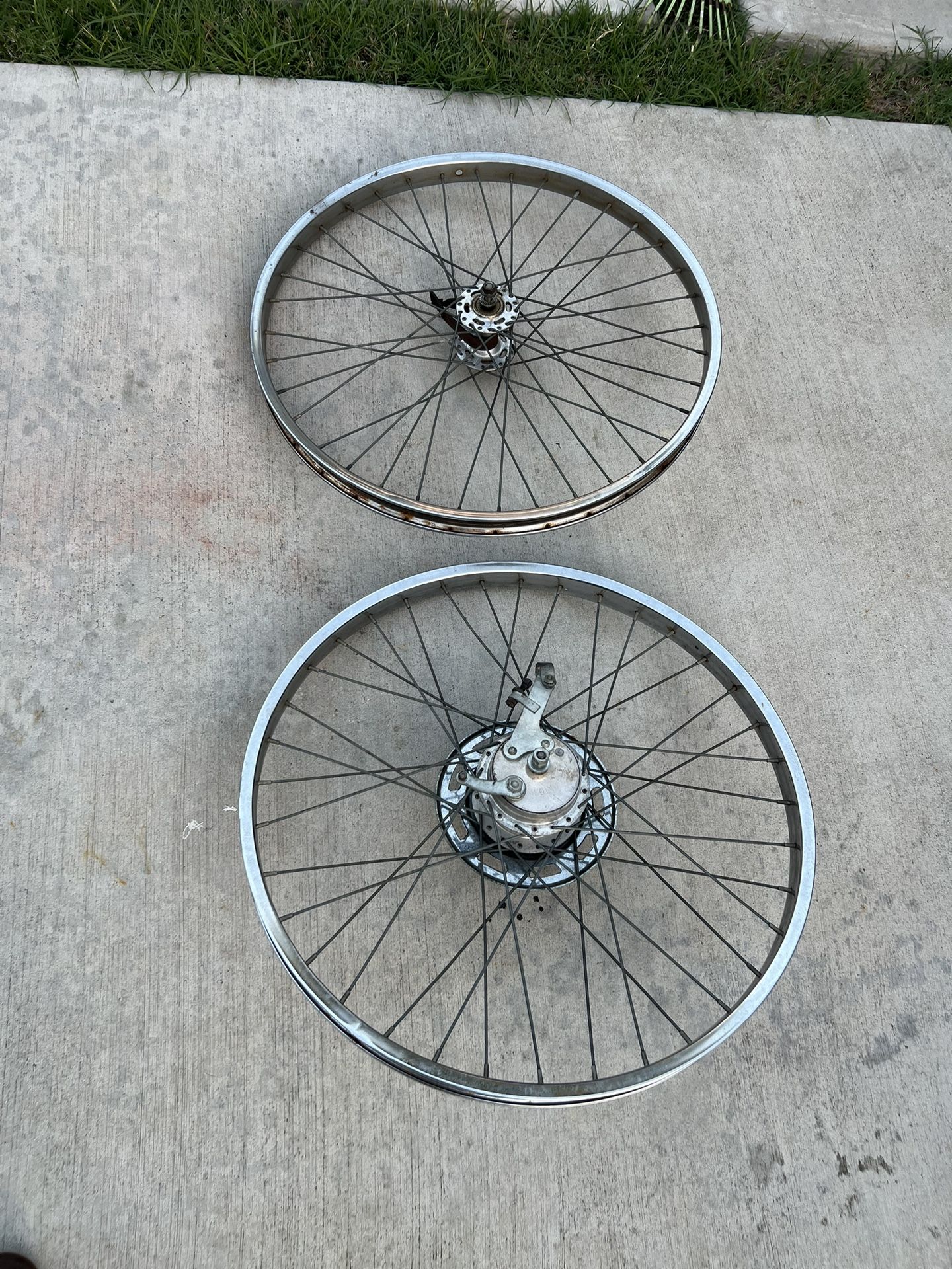 Schwinn Cruiser Atom Drum Brake S2 Wheel Set 5 Speed