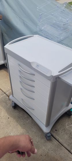 Medical cart