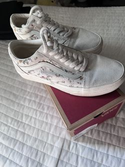 Vans 8 Woman’s