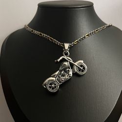 Motorcycle pendant necklace 