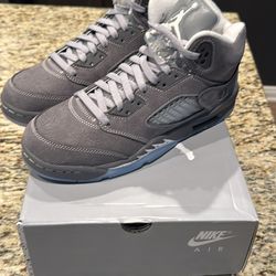 Jordan 5 wolf grey Sz 7 $240