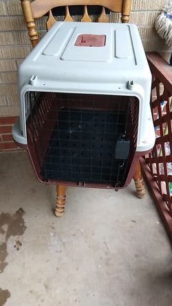 Small/medium dog crate