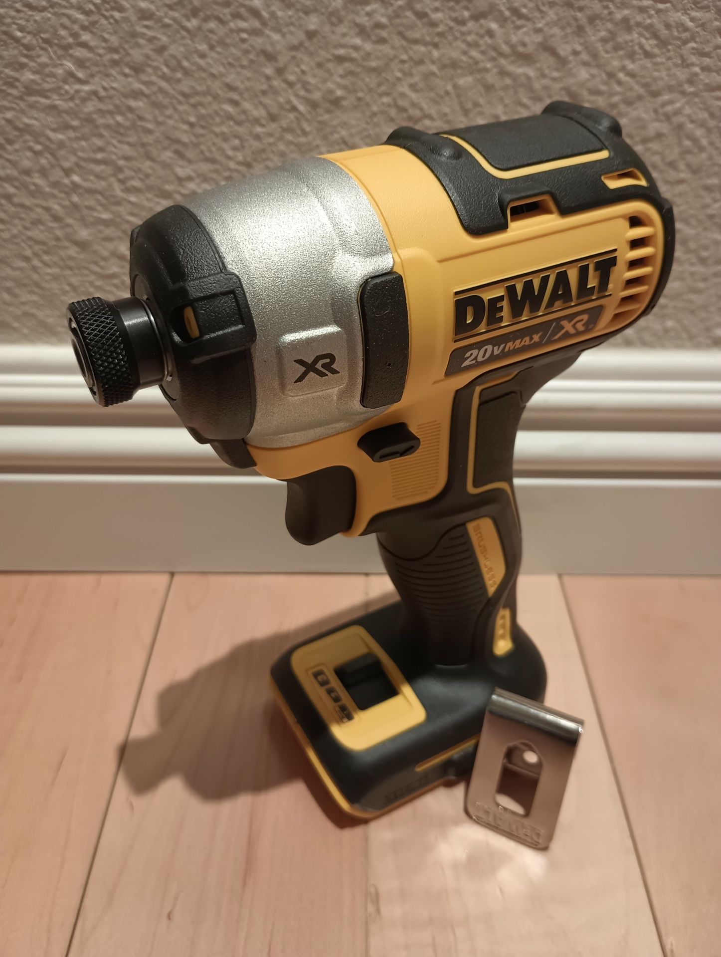 DeWalt Impact Drill 1/4 $100 New
