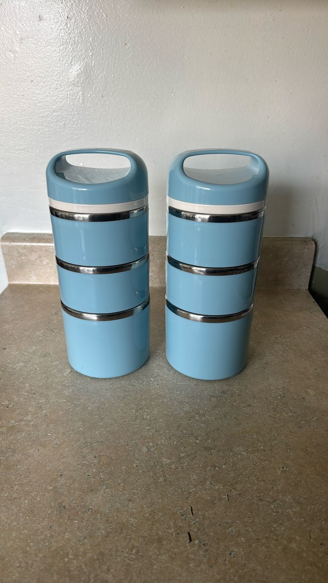 2 Thermos (3 Pieces Each)