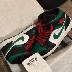 Jordan 1 Mid Green Toe