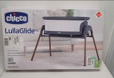 NEW Chicco LullaGlide 3-in-1 Baby Bassinet