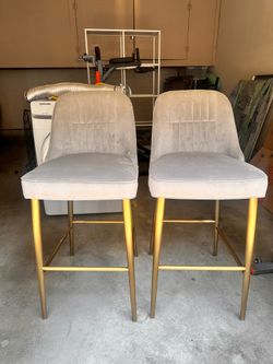 Bar height counter stools