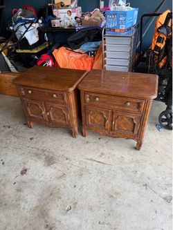 Vintage Drexel nightstand