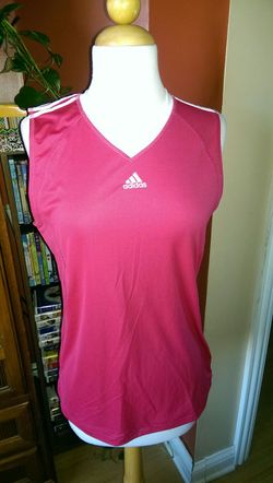 Adidas top. Size small