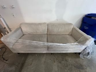 Couch set