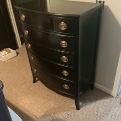Duncan Phyfe Dresser