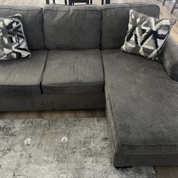 Grey Coach With Lounge Seat