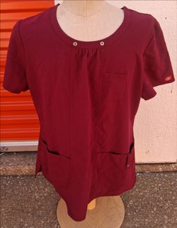 Dickies Scrub Top – Burgundy – No Size Tag