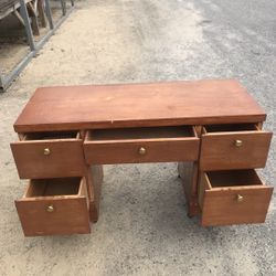 Child Wood Desk 