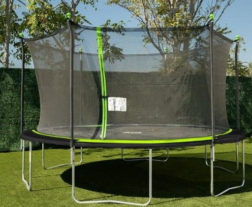 Trampoline 15 Ft With Sides 