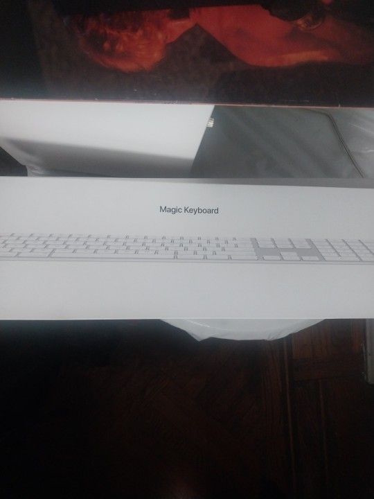 (3) Apple Magic Keyboards And Numeric Keyboard (3)