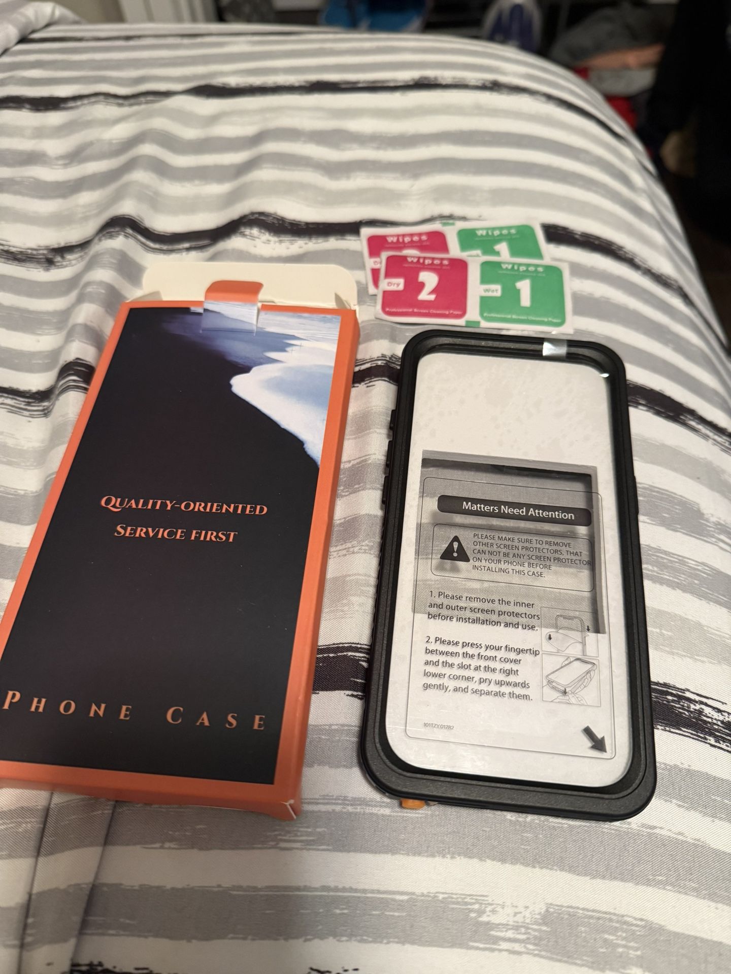 IPHONE 16 PRO FULL BODY CASE LIKE NEW IN BOX