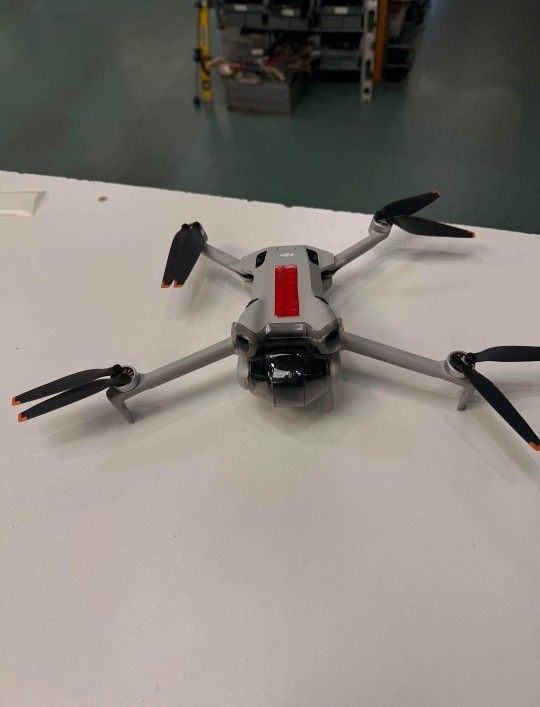 DJI Mini 4 Pro Bundle 