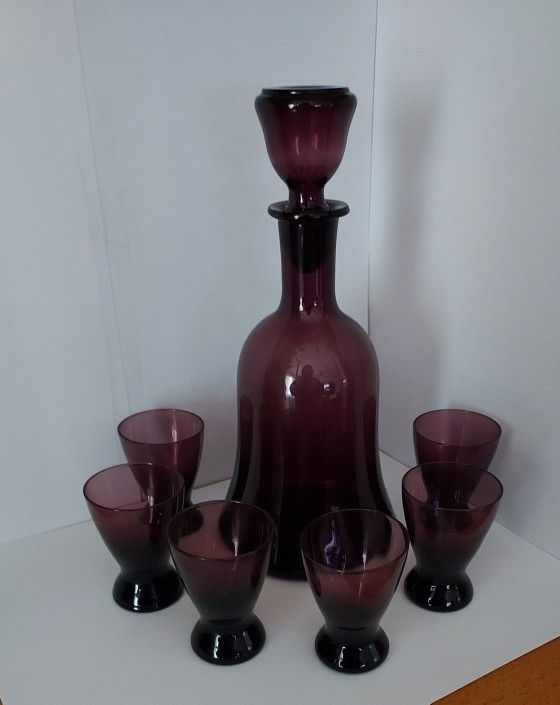 Vintage Amethyst Purple Cordial Decanter and Glasses Set