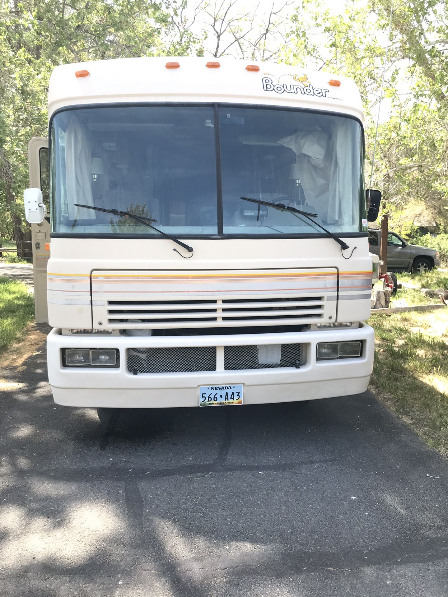 1990 Fleetwood Bounder Cash with trade for Sale in Reno, NV OfferUp