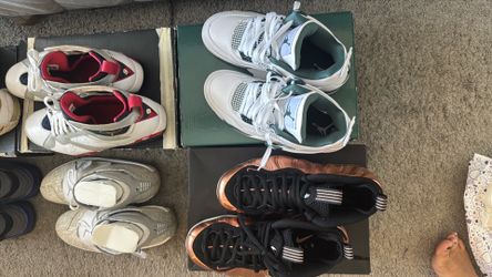 Men’s 8 sneakers