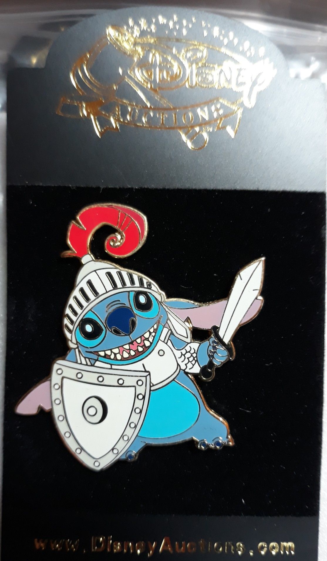 Disney Auctions Stitch Knight pin