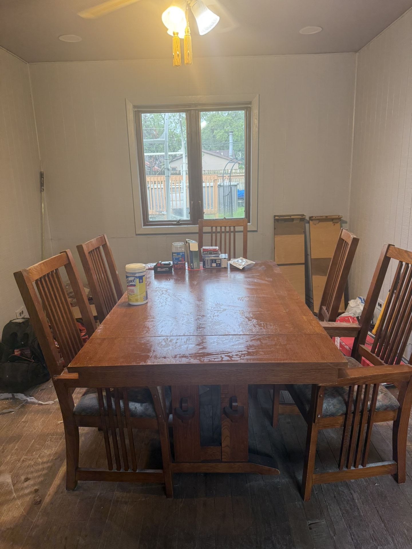 Kitchen Table With 6 Chairs