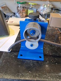 Wire insulation stripper